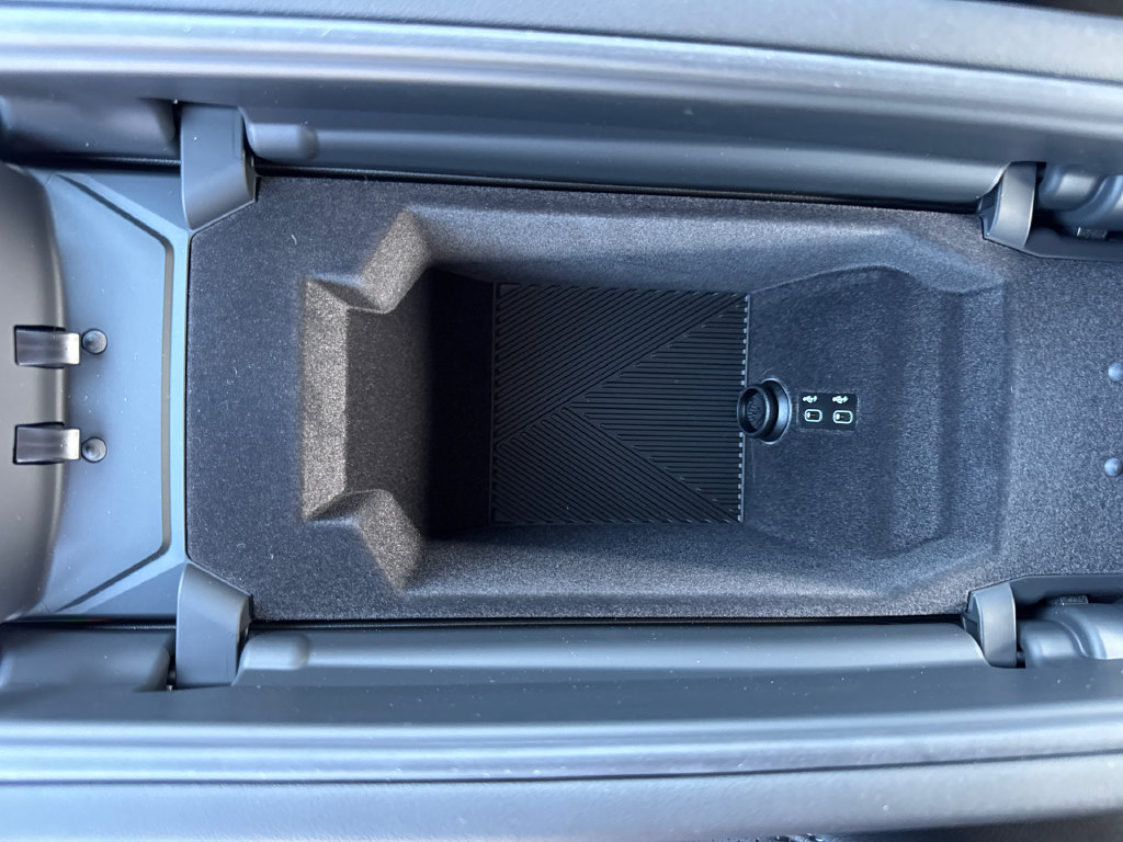 New 2026 BMW 740i RWD image 28