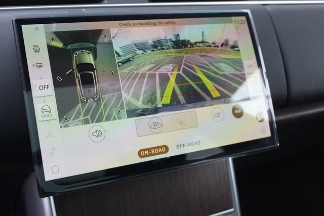 New 2026 Land Rover Range Rover SE image 19