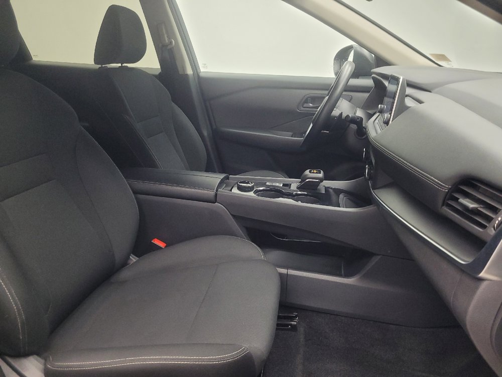 Used 2024 Nissan Rogue S AWD/4WD image 21