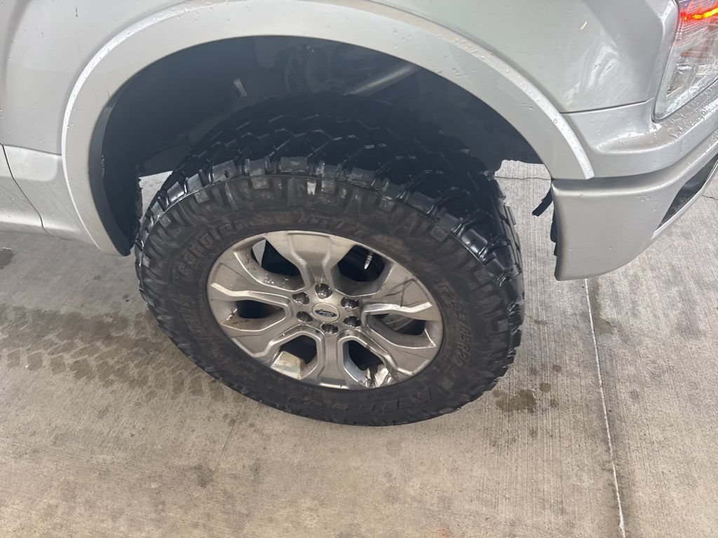 Used 2019 Ford F150 Platinum AWD/4WD image 4