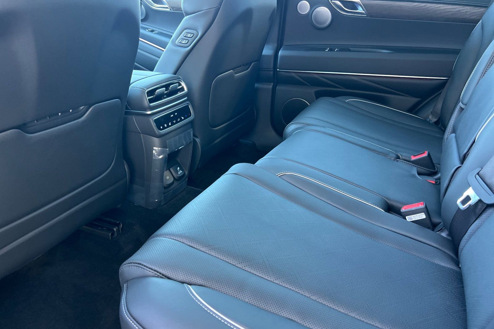 New 2026 Genesis GV80 2.5T Prestige image 14