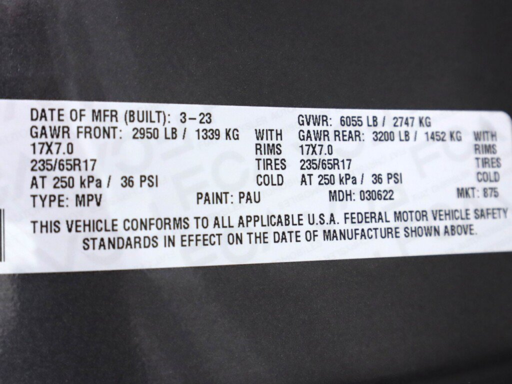 Used 2023 Chrysler Voyager LX FWD image 42