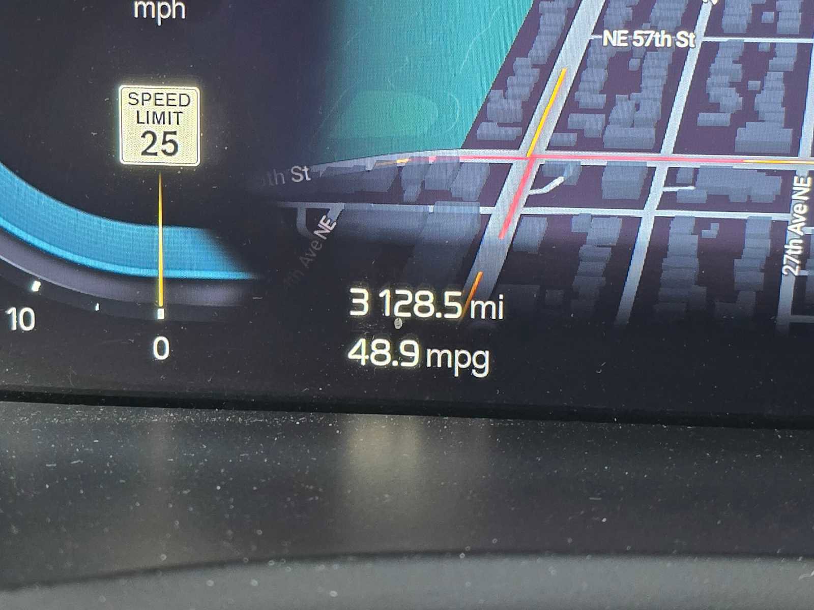 Certified 2023 Volvo XC90 T8 Plus w/ Protection Package Premier image 23