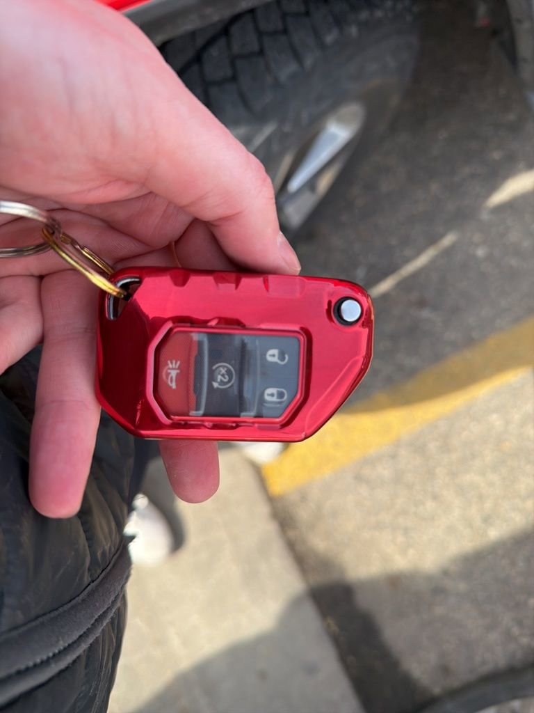 Used 2019 Jeep Wrangler Unlimited Sahara w/ Uconnect 4C Nav & Sound Group image 27