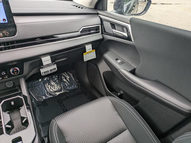 New 2026 Mitsubishi Outlander ES FWD image 16