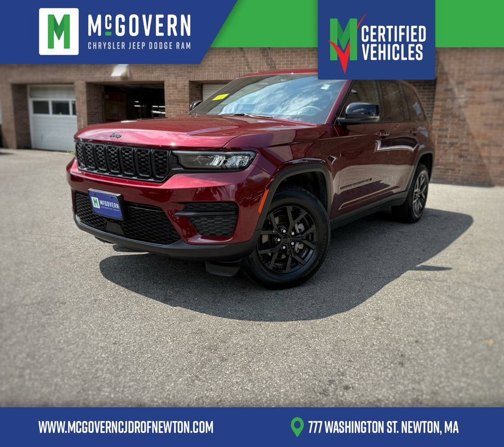 Used 2025 Jeep Grand Cherokee Altitude