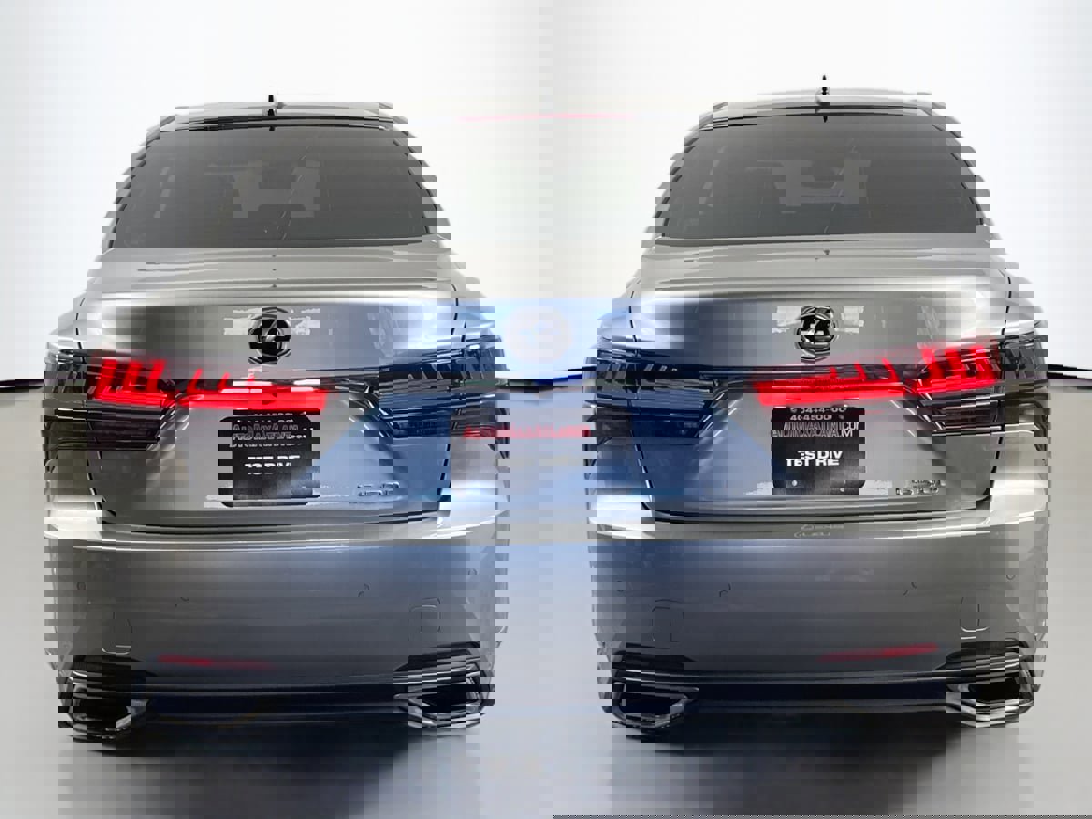 Used 2024 Lexus LS 500 w/ Interior Upgrade Package image 6