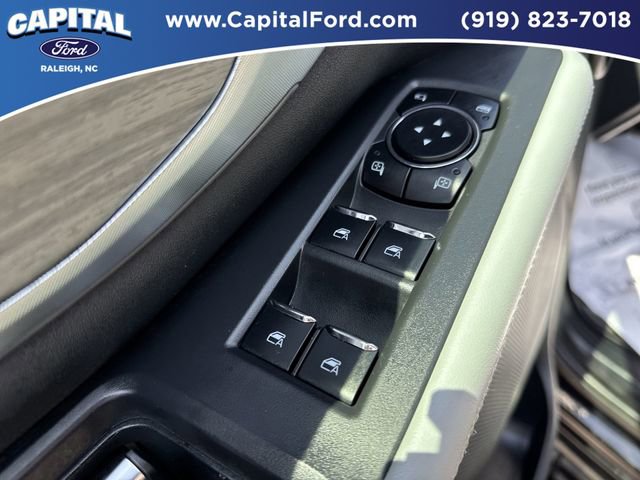 Certified 2025 Ford Expedition Max Platinum w/ Driver's Package AWD/4WD image 22