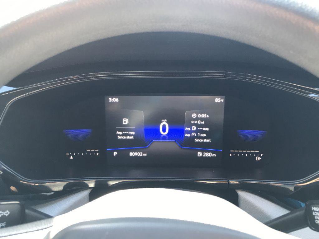 Used 2022 Volkswagen Taos S image 11
