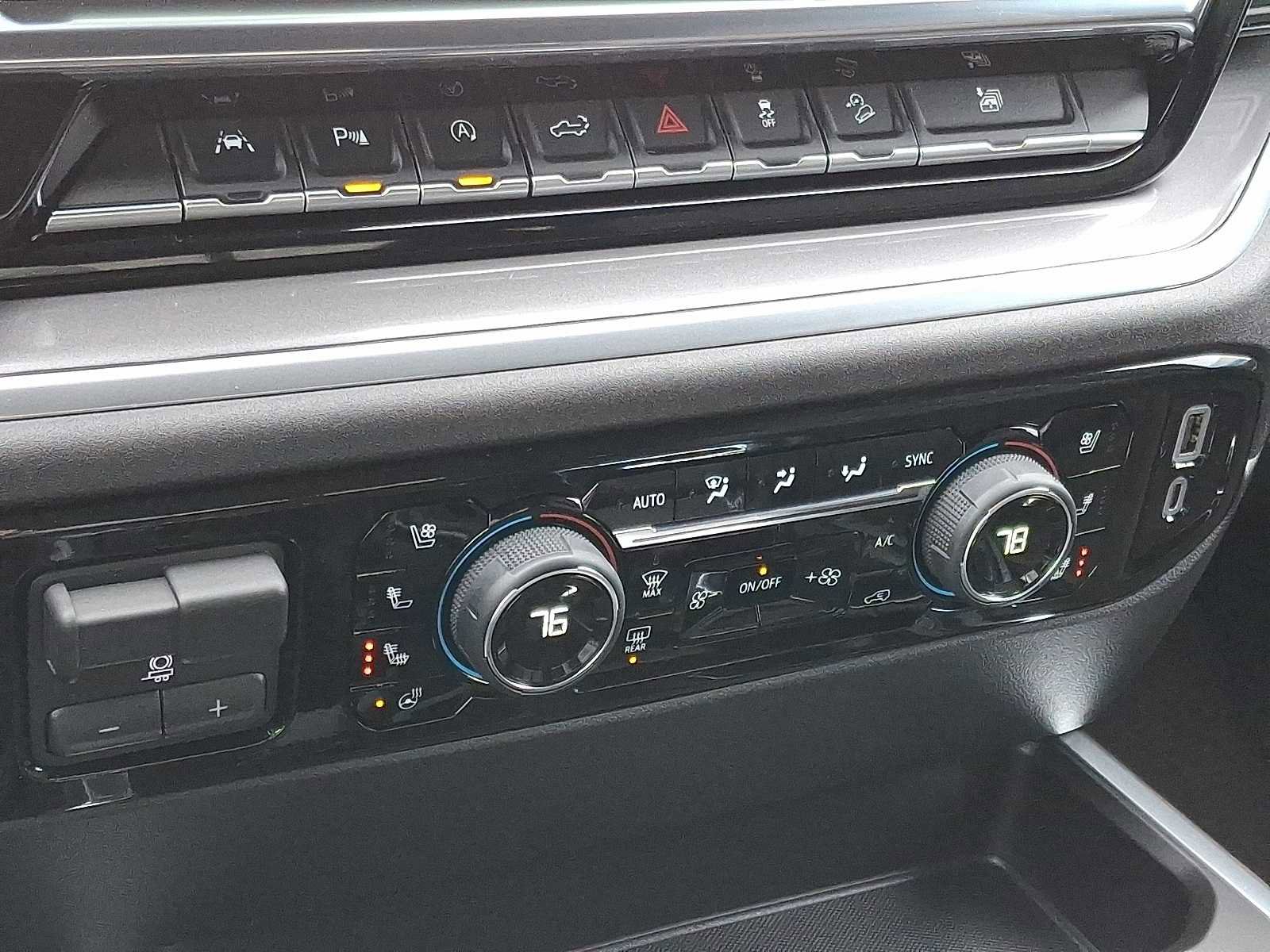 New 2026 Chevrolet Silverado 1500 High Country w/ Midnight Edition image 10