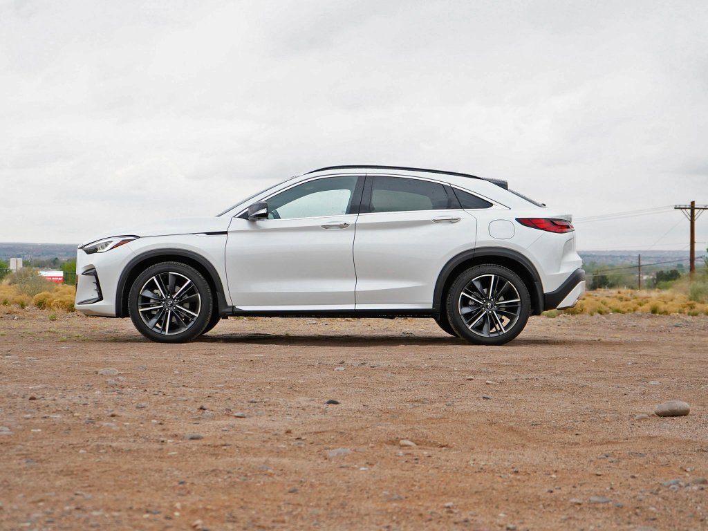 Used 2025 INFINITI QX55 Sensory w/ Lighting Package image 7