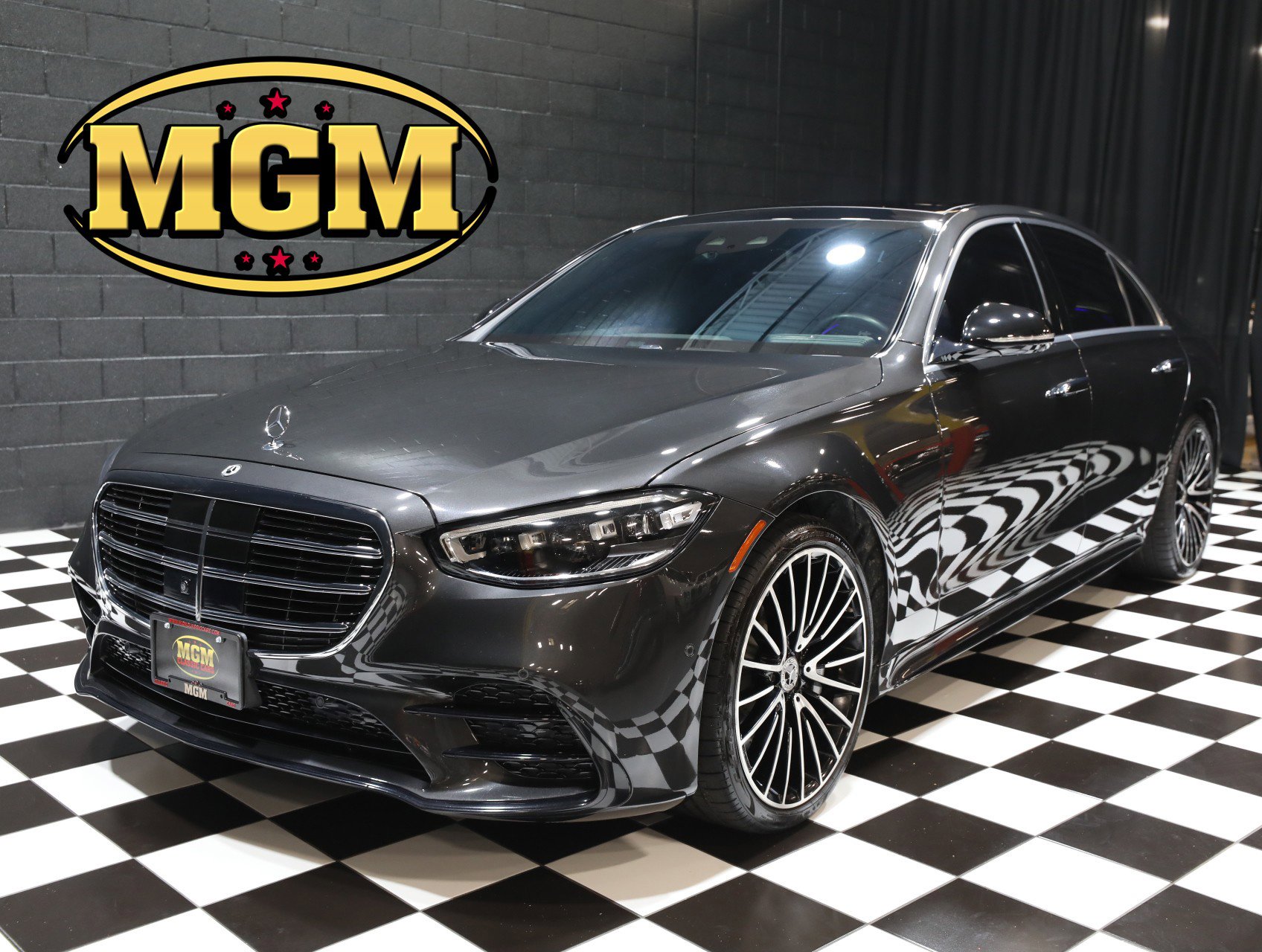 Used 2022 Mercedes-Benz S 580 4MATIC Sedan image 1