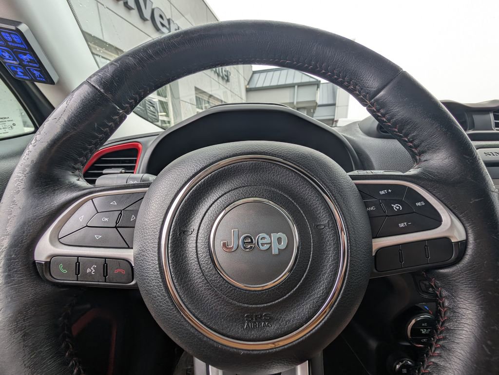 Used 2016 Jeep Renegade Trailhawk AWD/4WD image 20