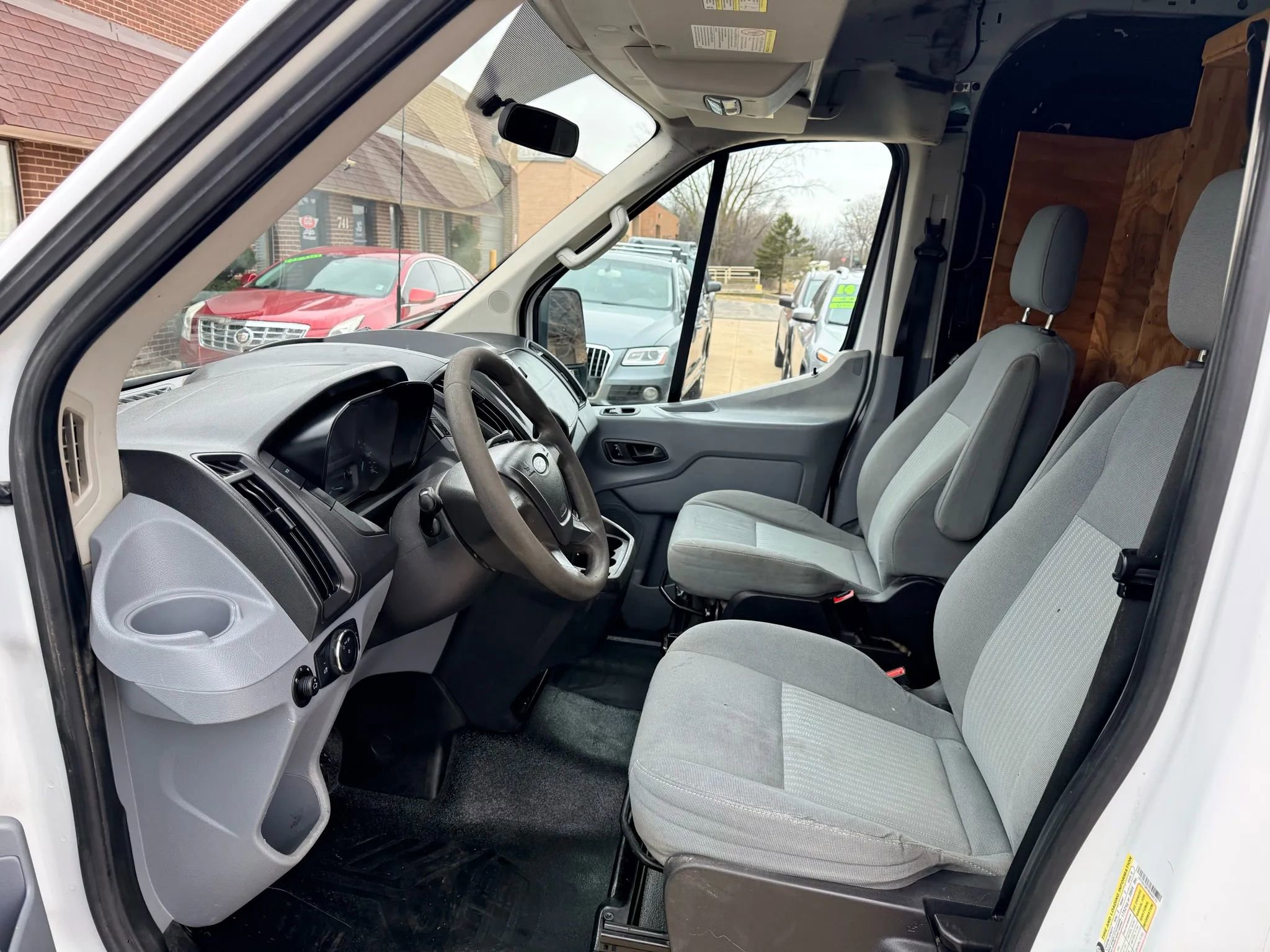 Used 2015 Ford Transit 250 130 Medium Roof image 11