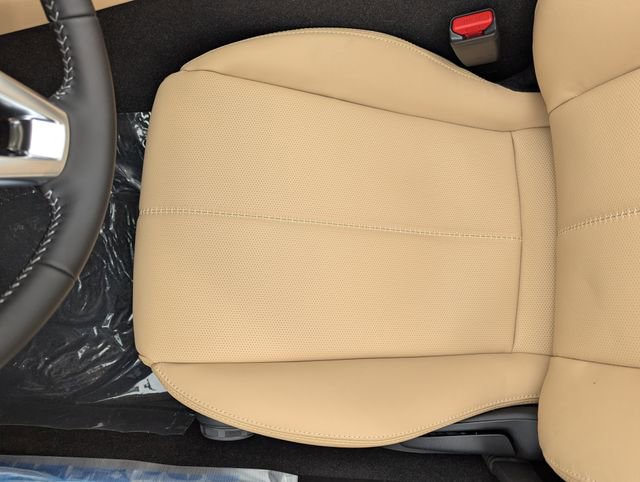 New 2026 MAZDA MX-5 Miata RF Grand Touring image 6