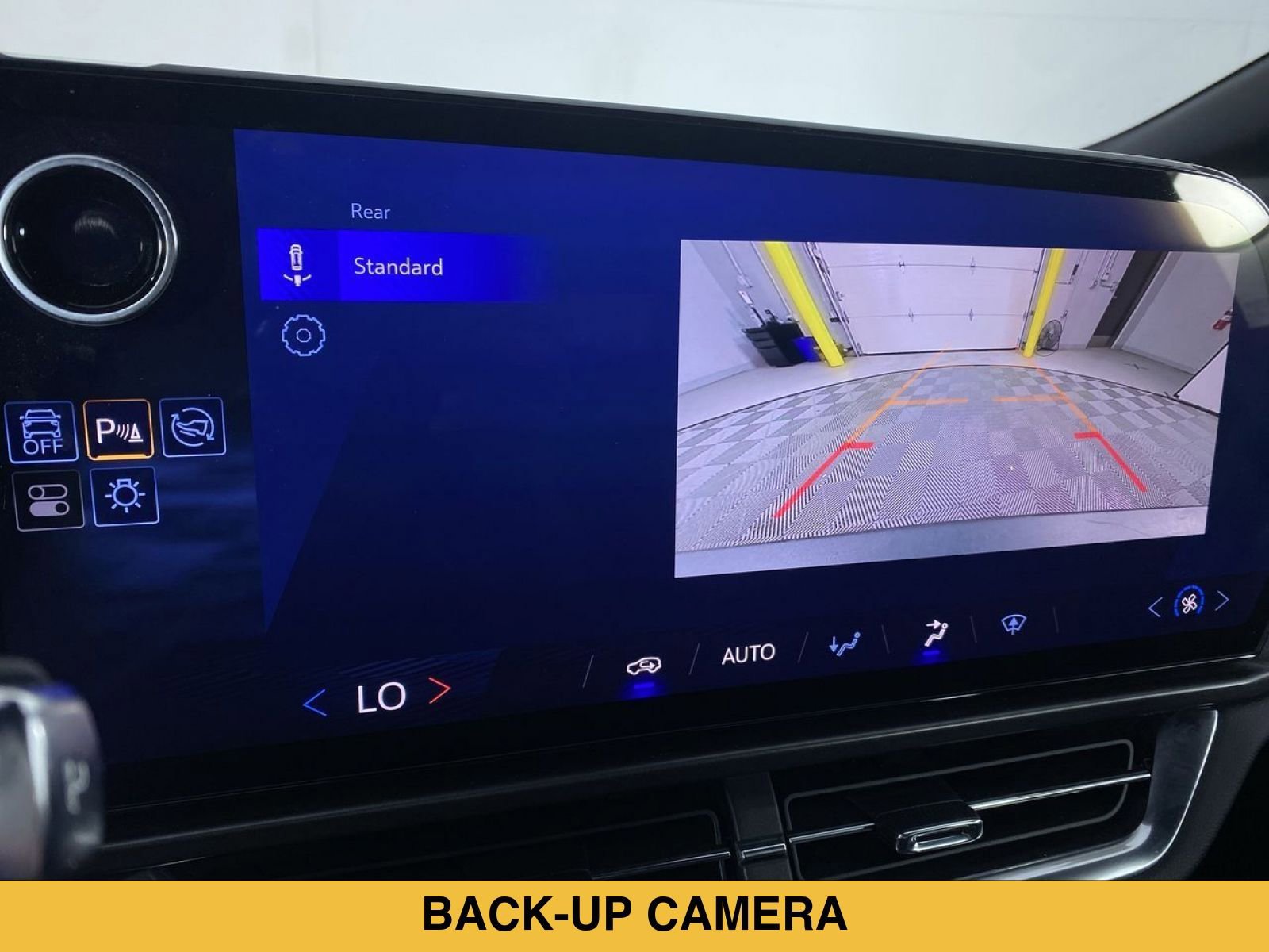 Certified 2025 Chevrolet Equinox EV LT FWD image 7