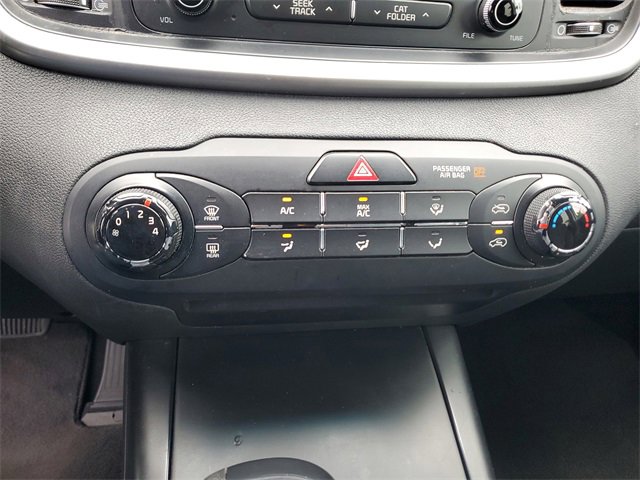 Used 2017 Kia Sorento LX image 22