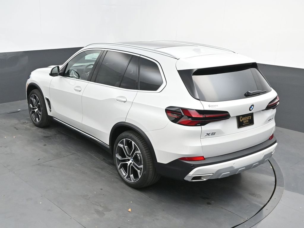 New 2026 BMW X5 xDrive40i w/ Parking Assistance Package AWD/4WD image 39