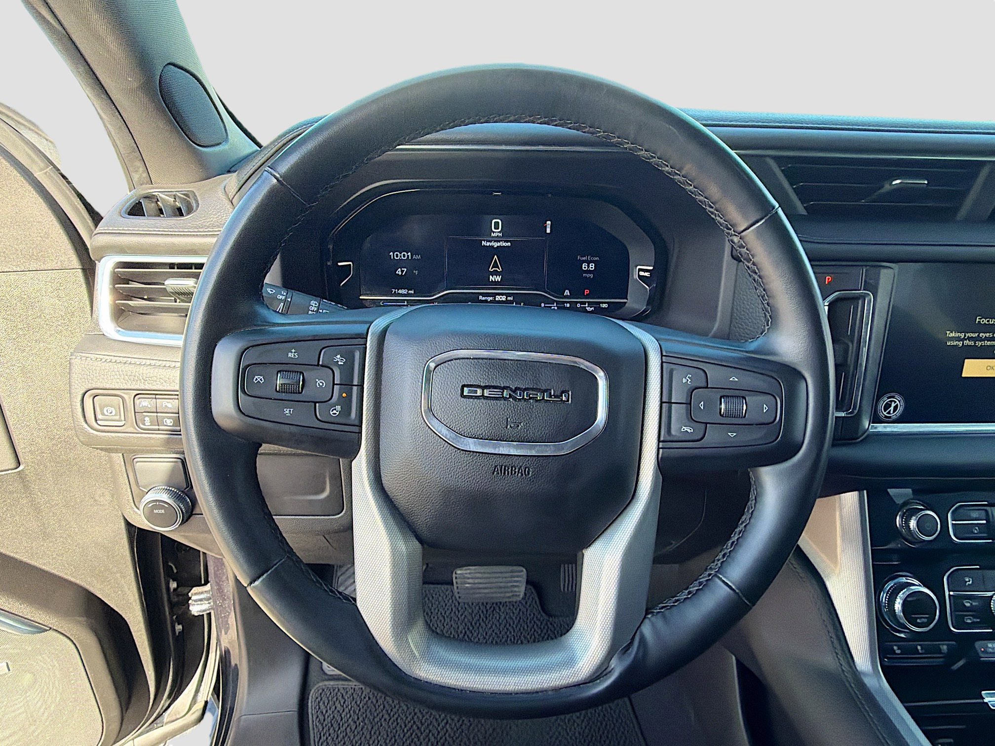 Used 2023 GMC Yukon Denali image 41