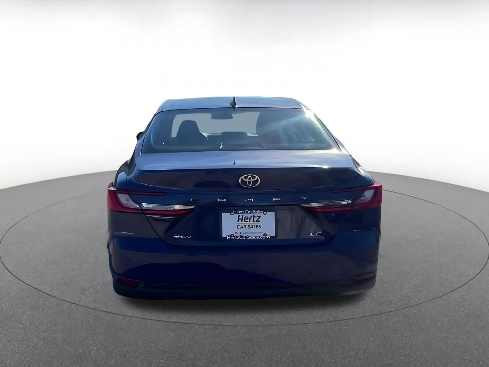 Used 2025 Toyota Camry LE image 12