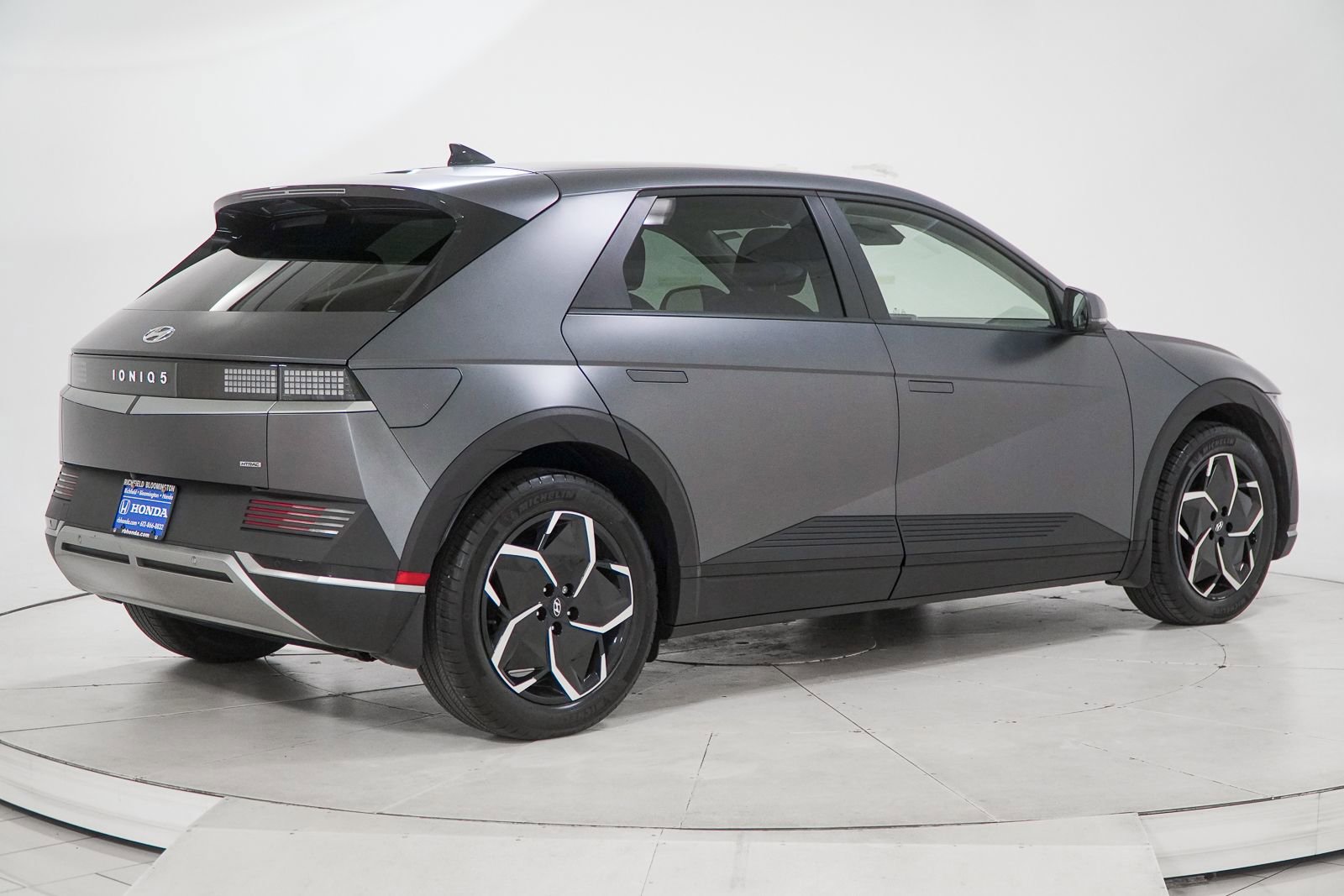 Used 2024 Hyundai Ioniq 5 SEL AWD/4WD image 10