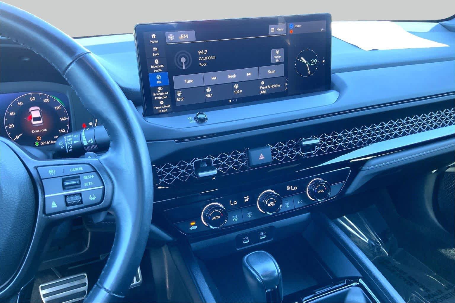 Used 2024 Honda Accord Sport image 6