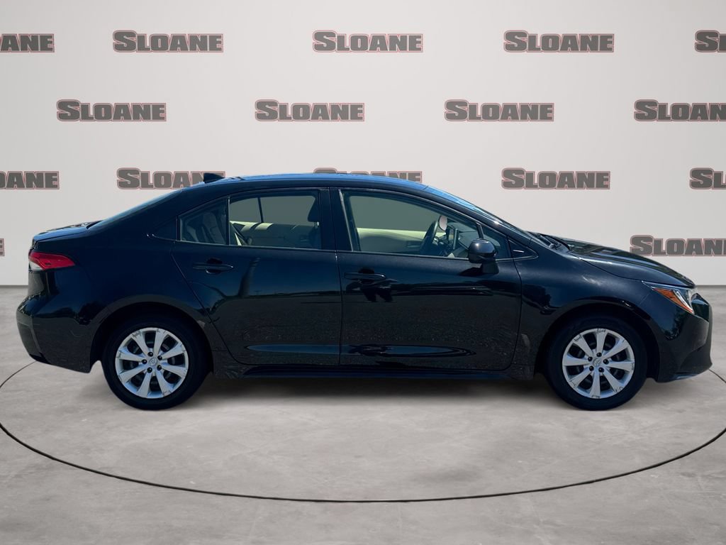 Used 2021 Toyota Corolla LE w/ Carpet Mat Package (TMS) FWD image 6