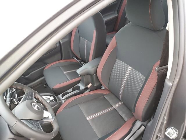 New 2025 Nissan Versa SR w/ Trunk Package FWD image 15