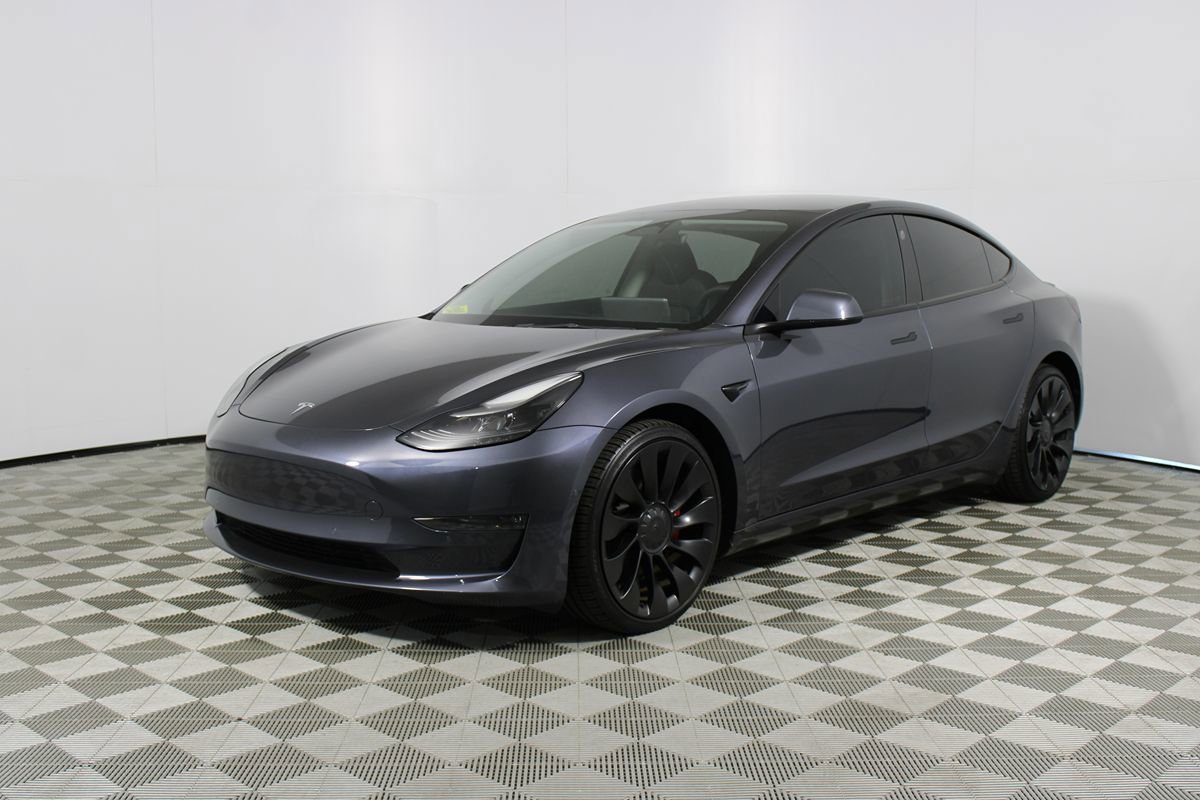 Used 2022 Tesla Model 3 Performance image 3