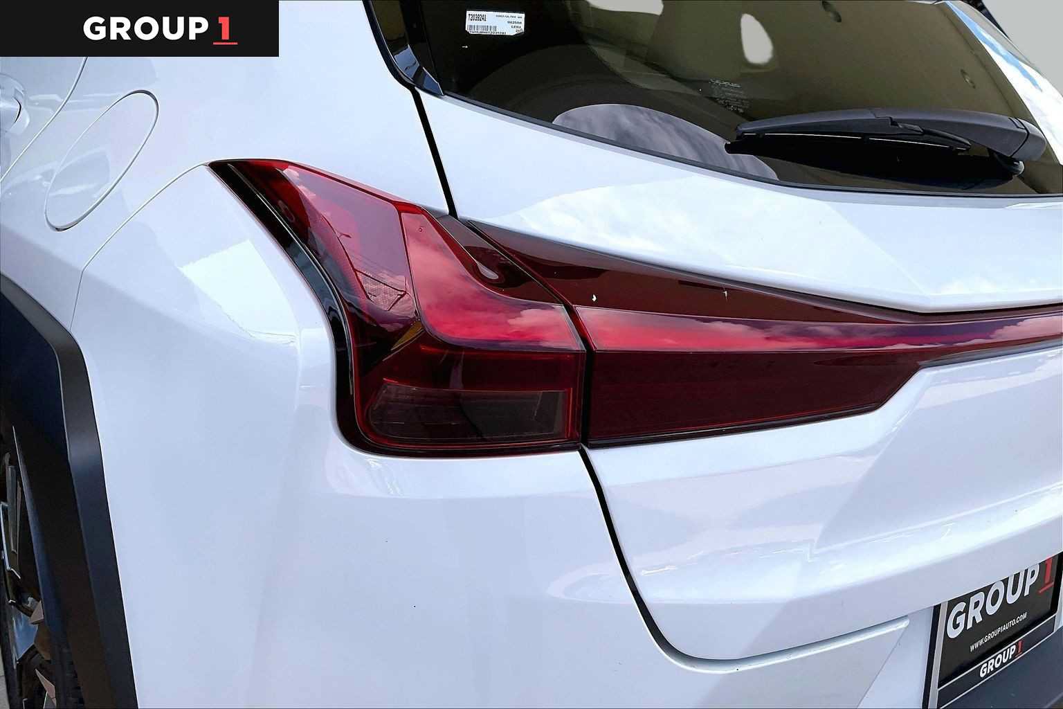 Certified 2026 Lexus UX 300h FWD image 26