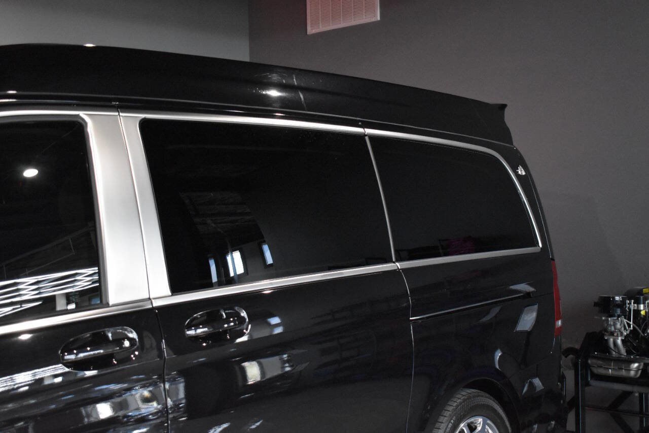 Used 2021 Mercedes-Benz Metris Passenger image 22