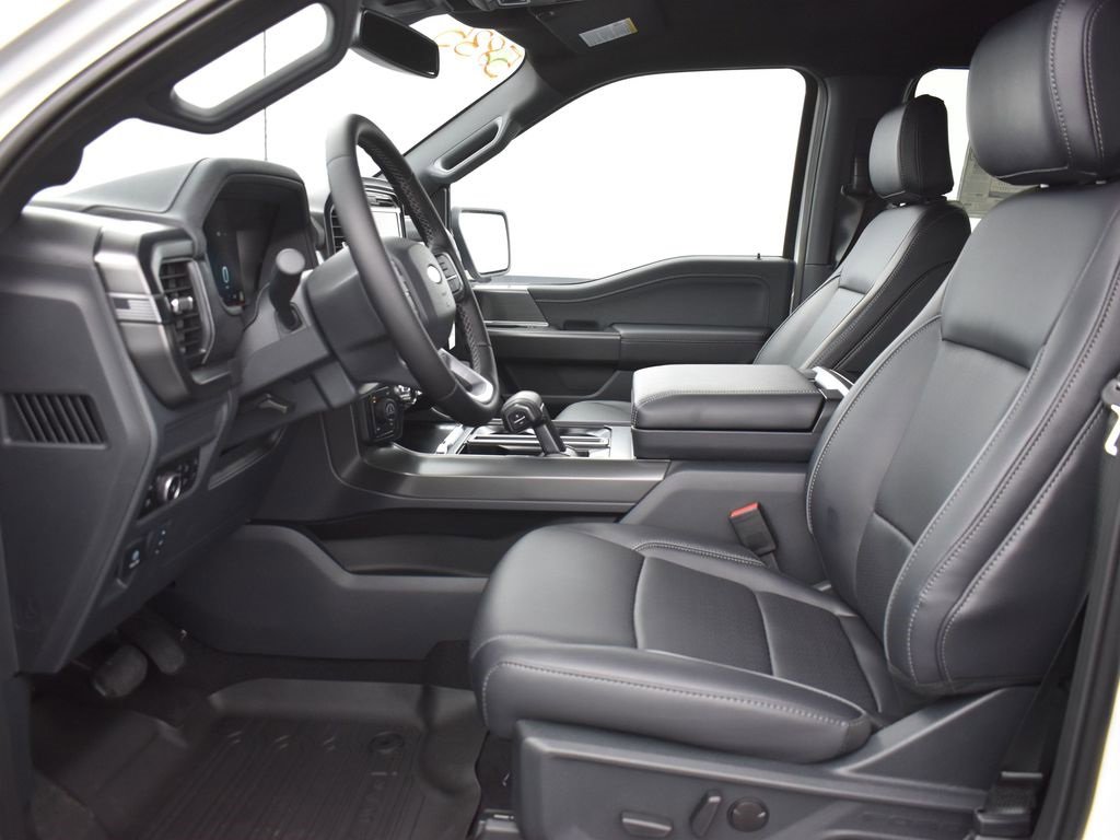 New 2025 Ford F150 Lariat w/ Equipment Group 501A Mid image 10