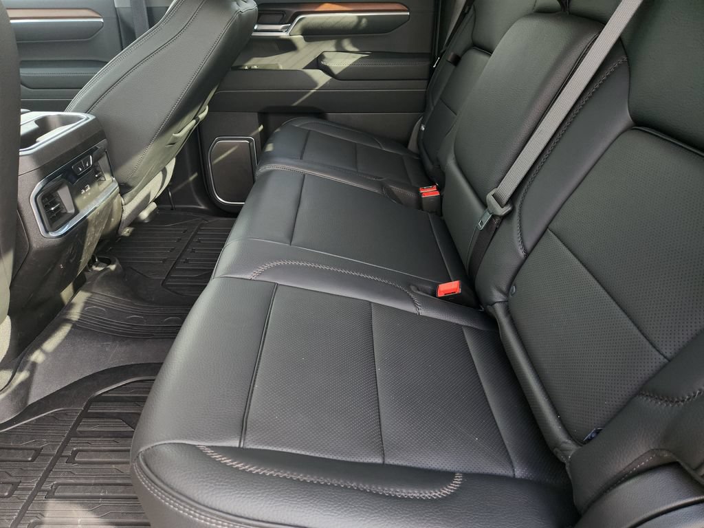 Used 2025 GMC Sierra 1500 Denali AWD/4WD image 29