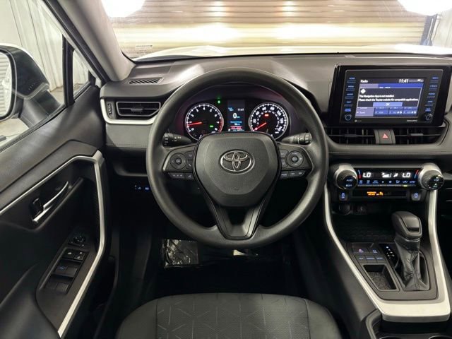 Used 2021 Toyota RAV4 XLE image 14