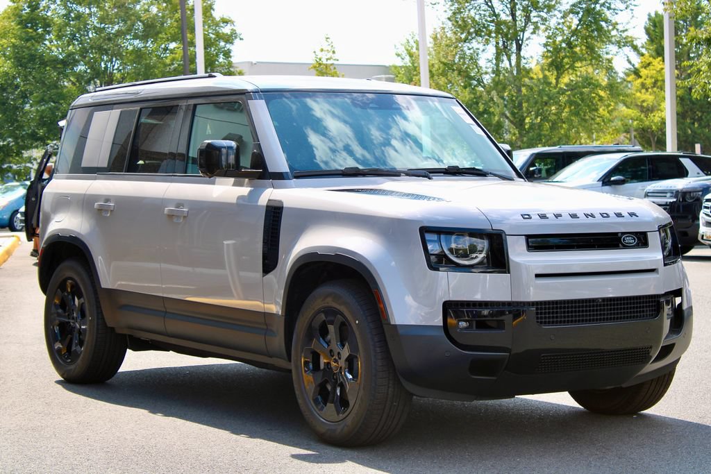 New 2026 Land Rover Defender 110 S AWD/4WD image 2