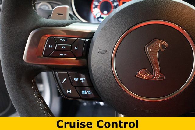 Used 2022 Ford Mustang Shelby GT500 w/ Carbon Fiber Track Pack image 44