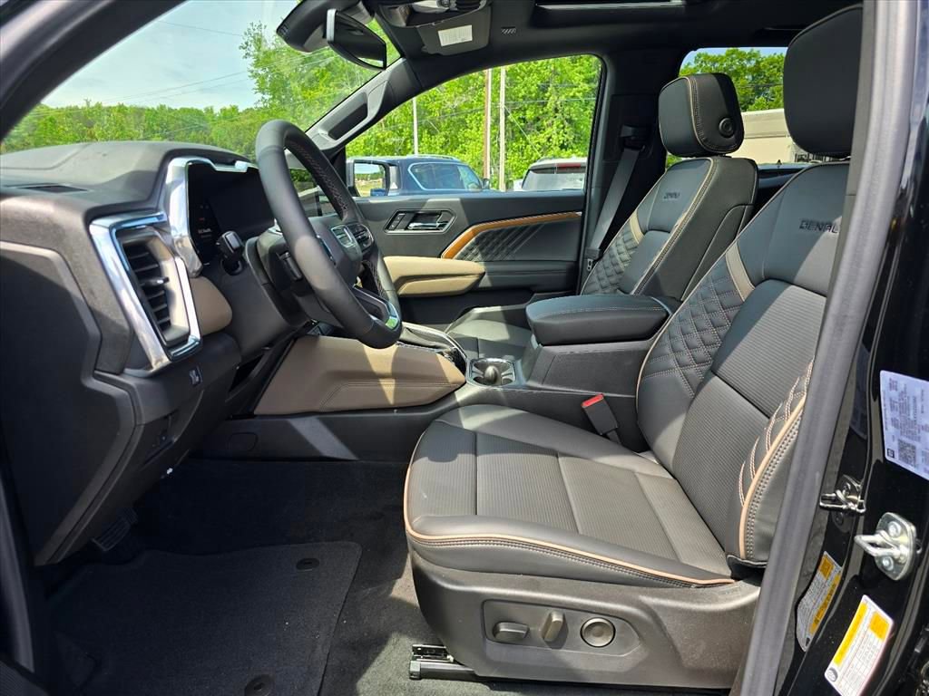 New 2026 GMC Canyon Denali AWD/4WD image 9