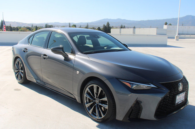 Used 2025 Lexus IS 350 F Sport RWD image 2