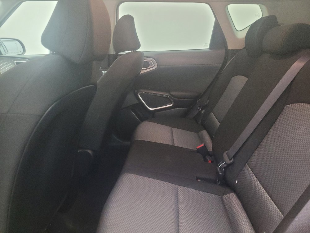 Used 2024 Kia Soul LX w/ Option Group 015 image 18