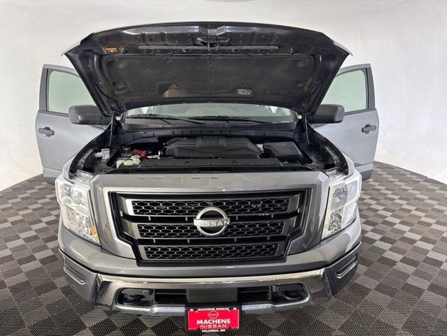 Certified 2024 Nissan Titan SV AWD/4WD image 11
