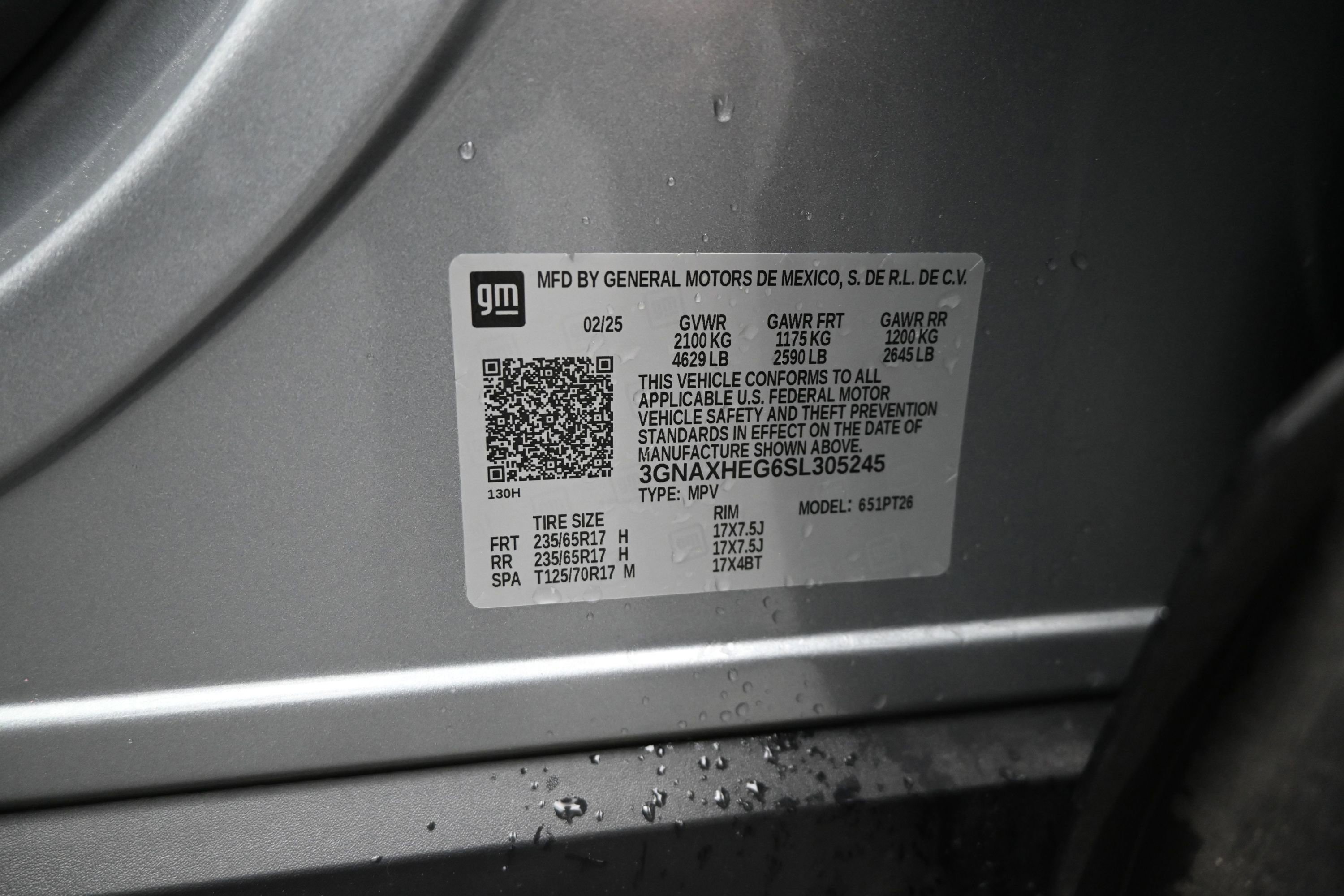 Used 2025 Chevrolet Equinox LT FWD image 11