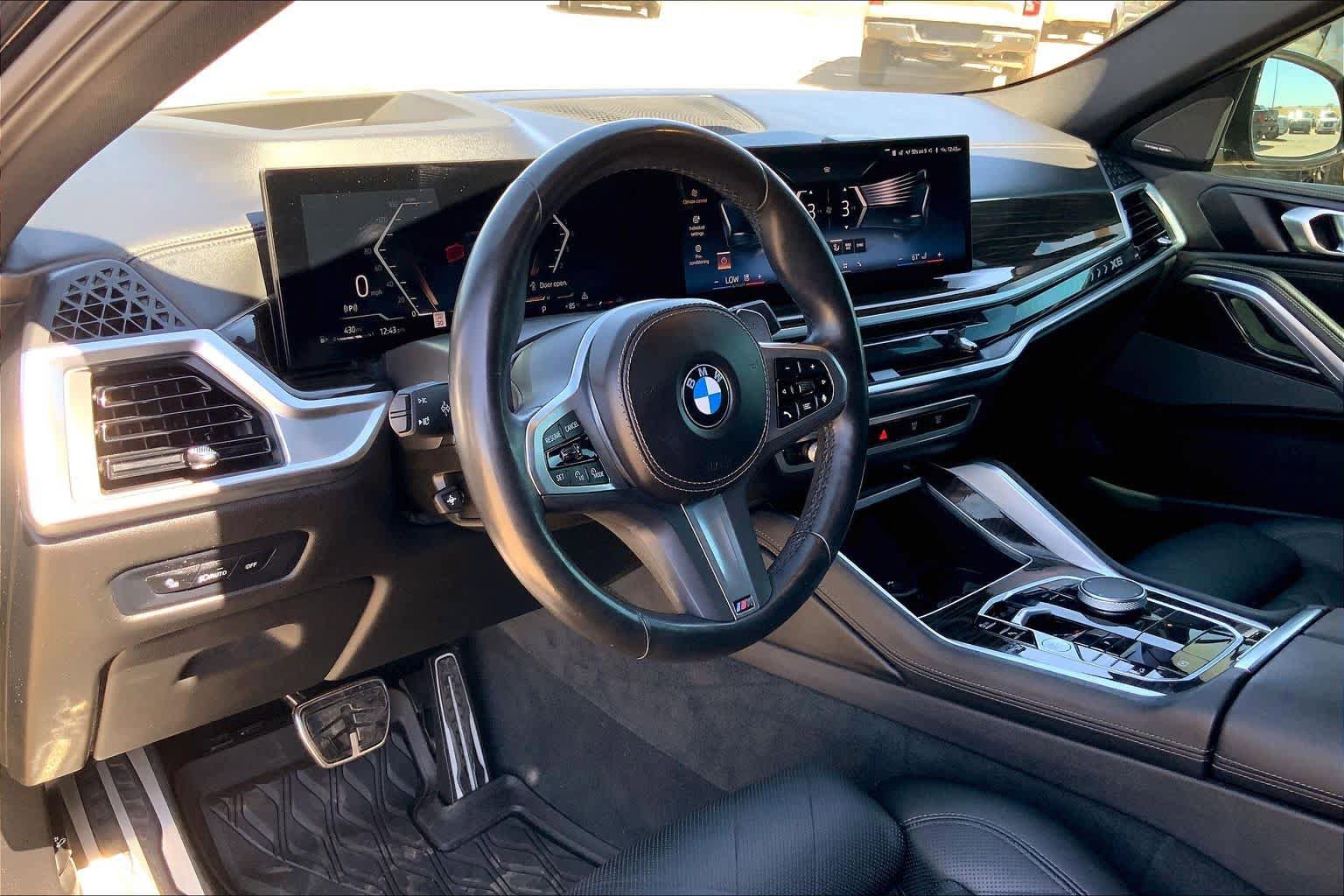 Used 2024 BMW X6 xDrive40i w/ Premium Package AWD/4WD image 18