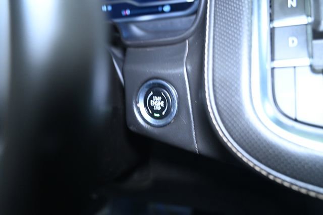 Used 2023 GMC Yukon XL SLT w/ SLT Luxury Package image 40