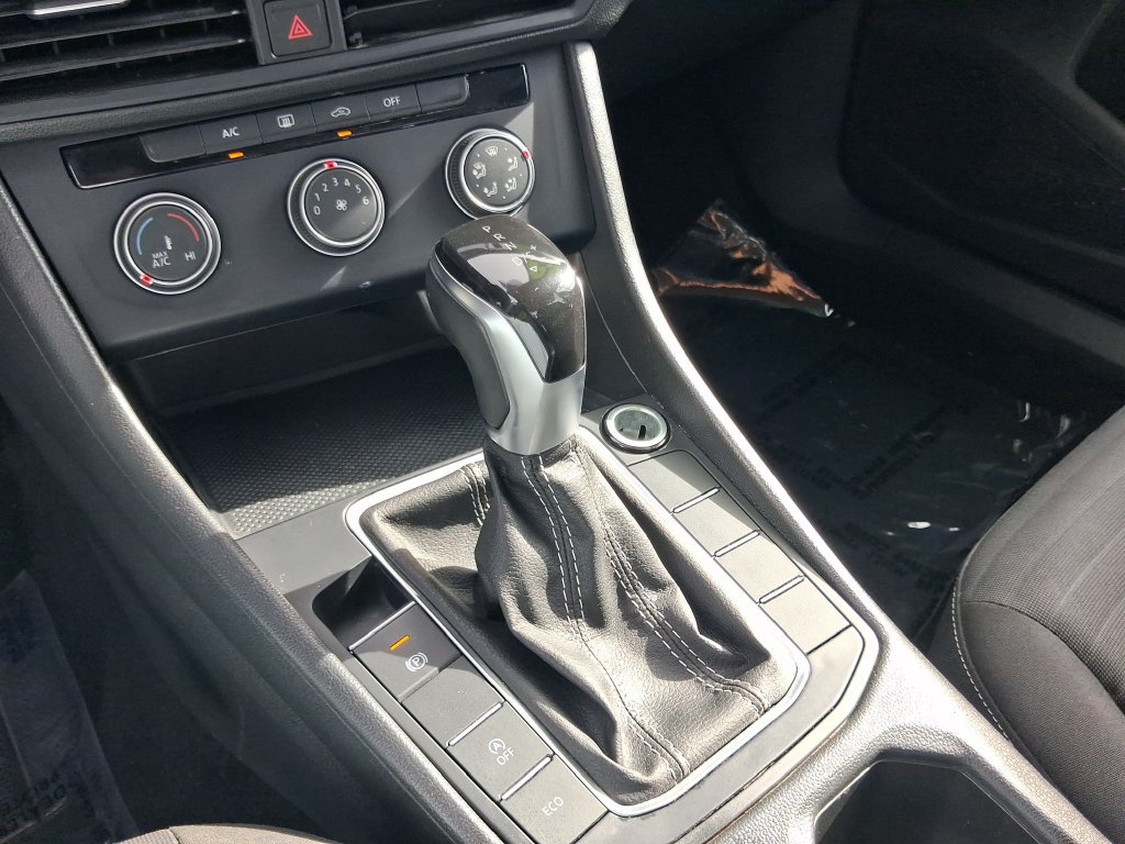 Certified 2024 Volkswagen Jetta S FWD image 27