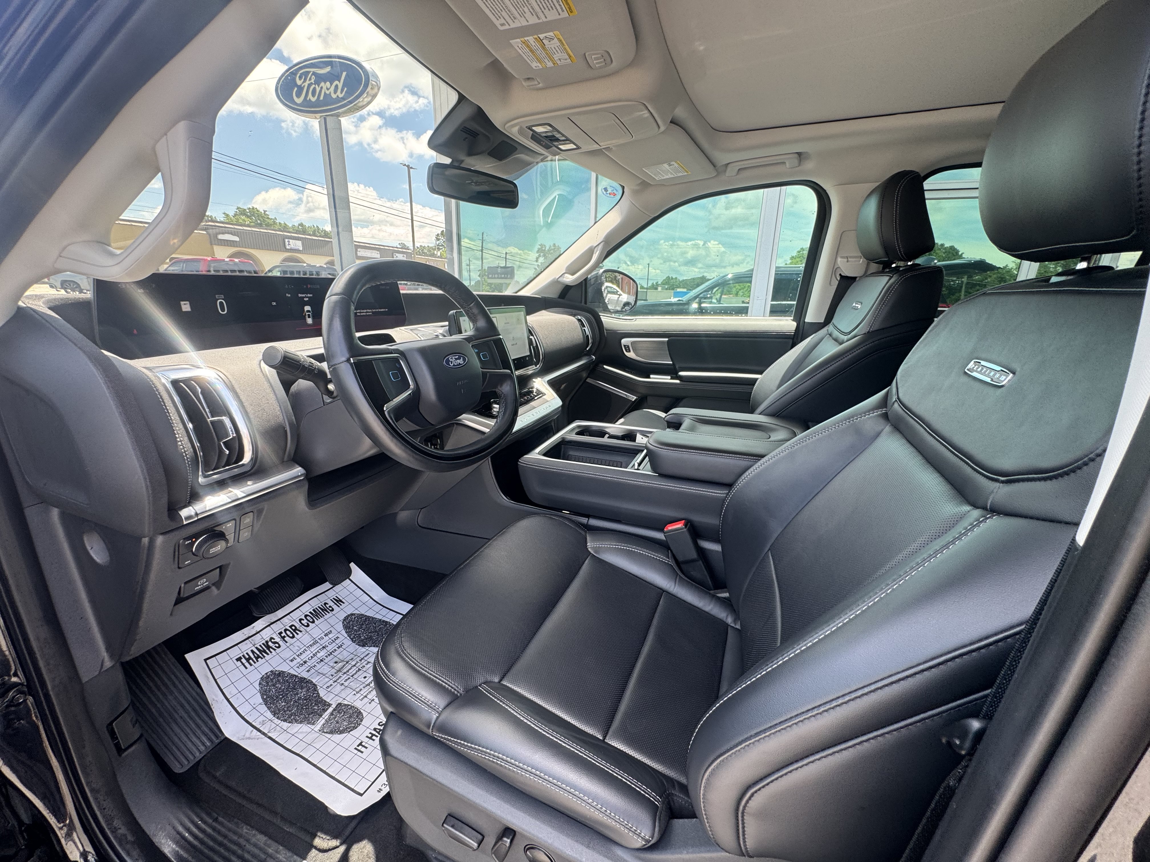 Used 2025 Ford Expedition Max Platinum AWD/4WD image 7