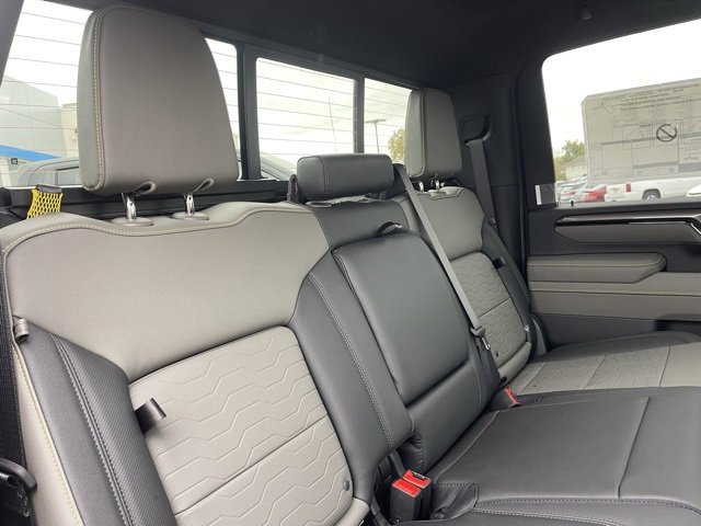 New 2026 Chevrolet Silverado 2500 ZR2 image 10