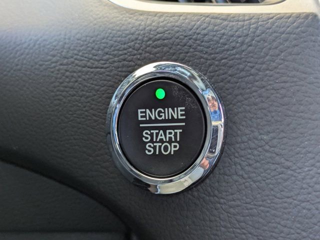 Used 2024 Ford Edge ST-Line image 30