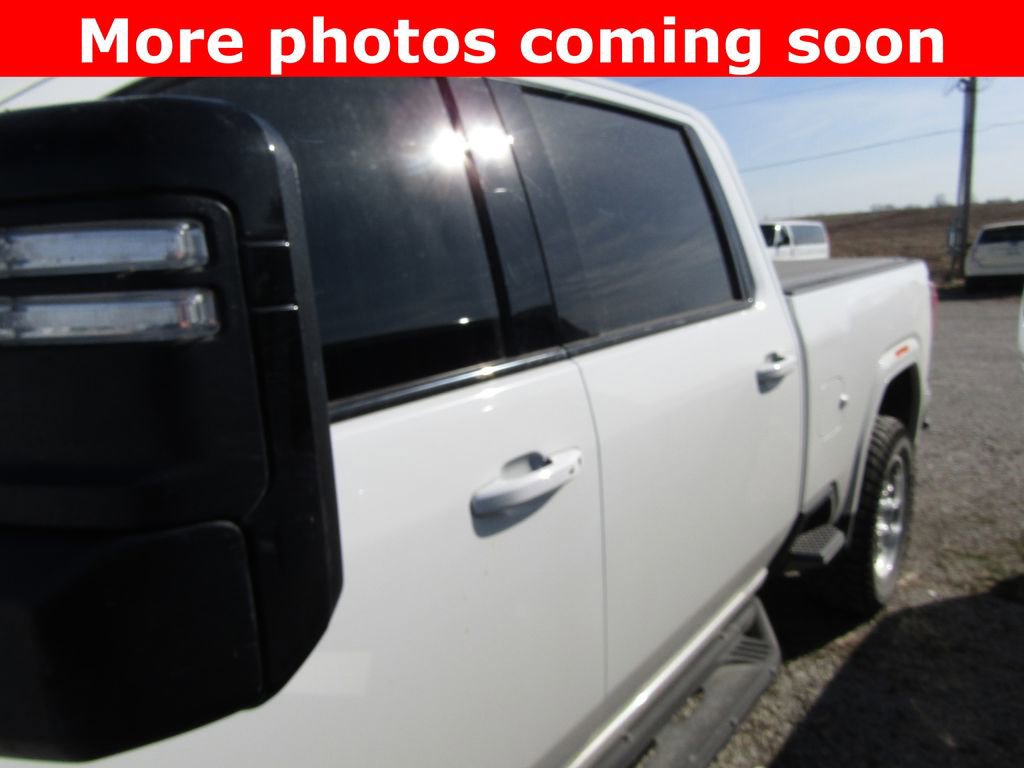 Used 2023 GMC Sierra 2500 AT4 w/ AT4 Premium Plus Package image 2