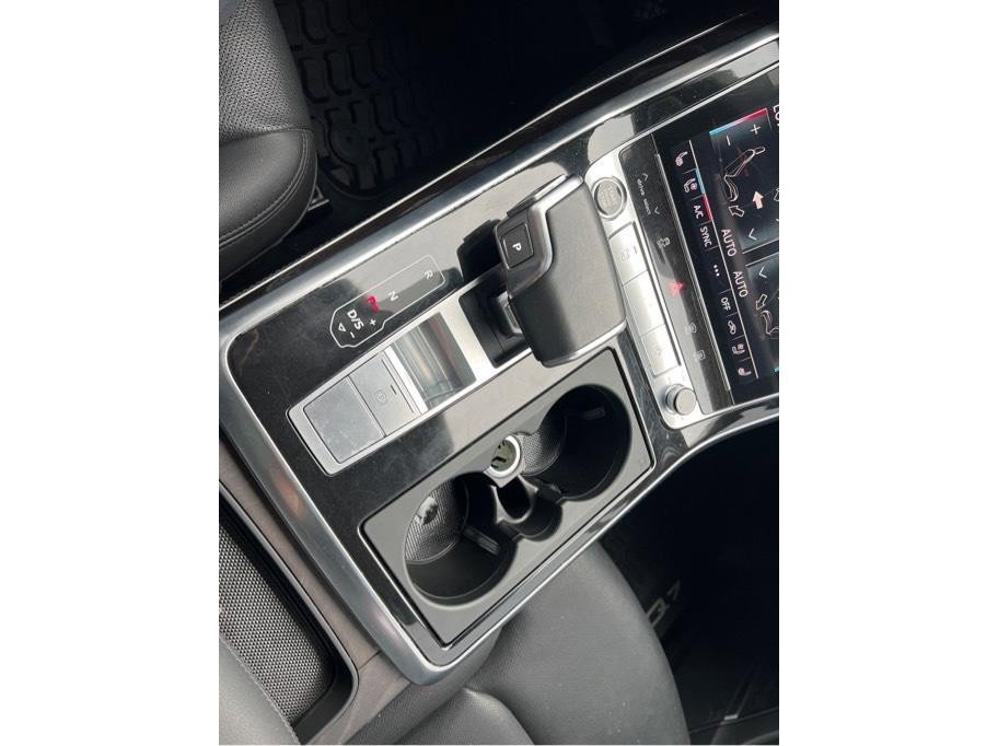 Used 2021 Audi Q7 3.0T Prestige image 18