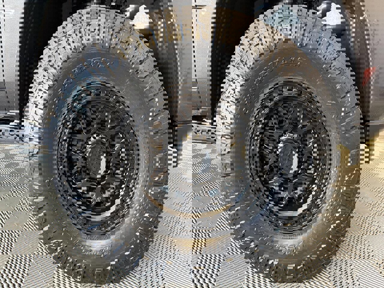 Used 2024 RAM 2500 Laramie image 16